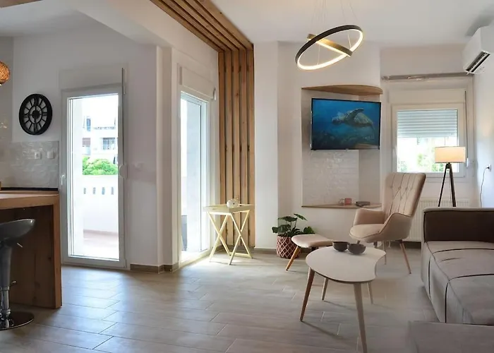Kookai - Luxury Living * Peraía