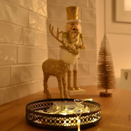 Kookai - Luxury Living *
